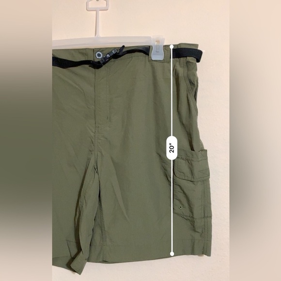 Magellan Outdoors Fish Gear Men’s Cargo Shorts Size 2XL - lightweight - Picture 7 of 9